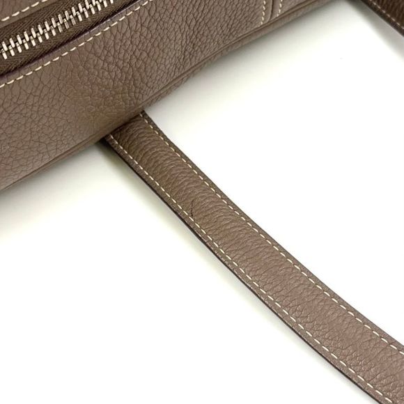 Hermes Victoria 35 □L Engraved Leather Gray-beige Handbag Silver - Picture 11 of 15